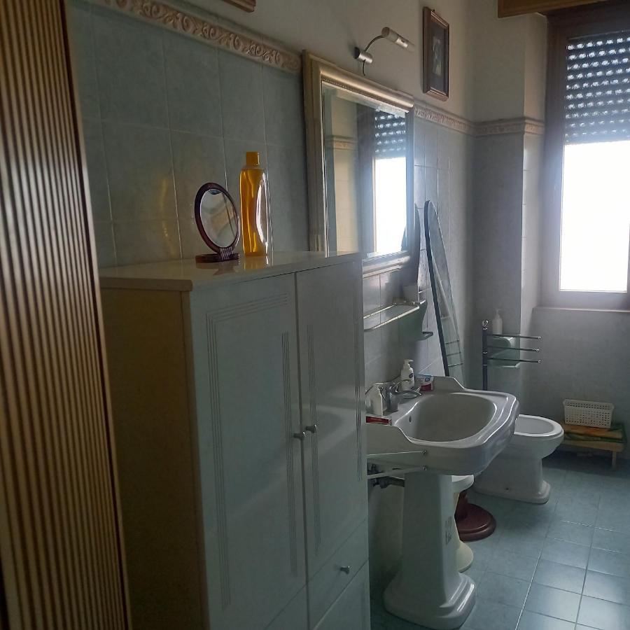 Il Nido Di Mamma E Babbo Apartment Чивитавекия Екстериор снимка